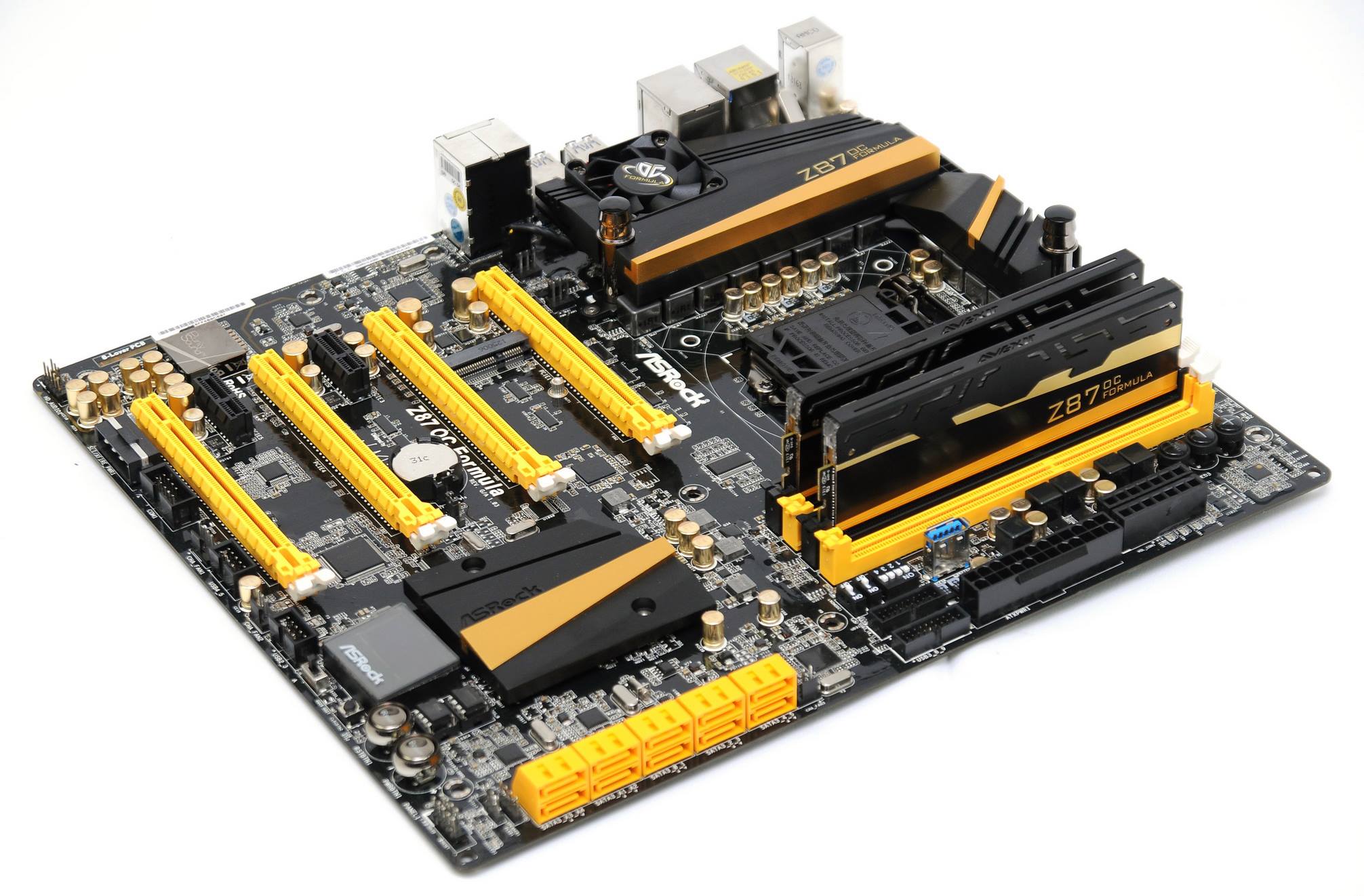 Avexir memory kit DDR3 04