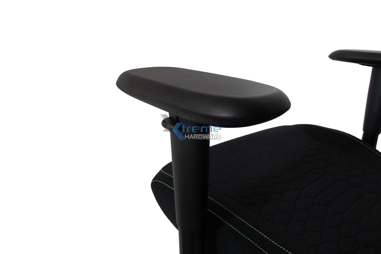 Razer Iskur V2 X 41 b8aec